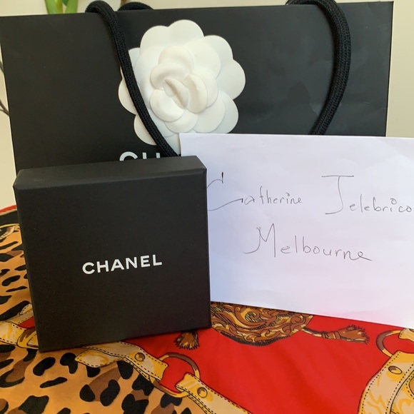 Chanel - Picture 5 of 5